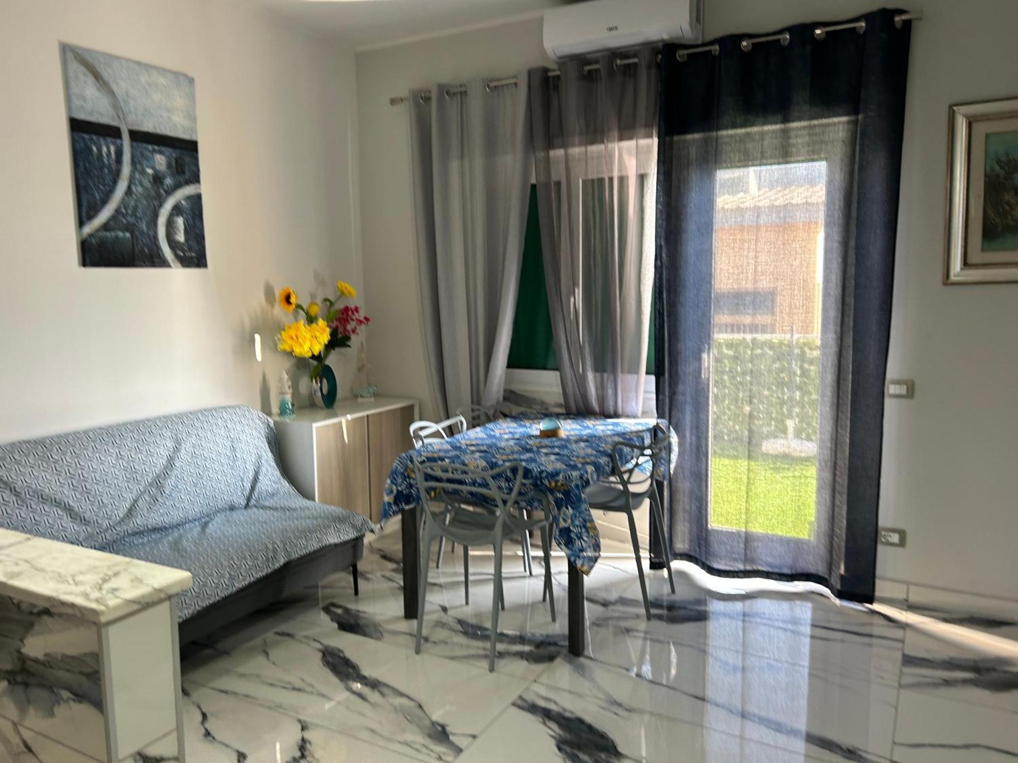 Front Sea Luxury Apartment Lido di Ostia Exterior photo